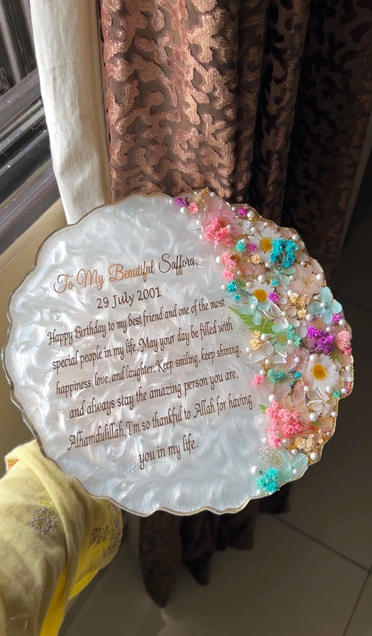 Bloom & Pearl Personalized Floral Resin Plaque