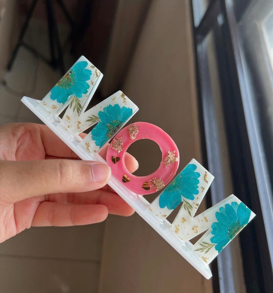 Forever MOM™ | Personalized Resin Letter Stand